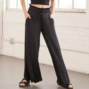 Athleta Compose Wide Leg Drawstring Waist Pants High Rise Scallop Hem Edge Yoga